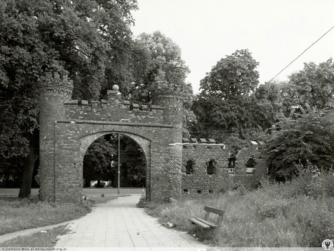 (2) Neo-Gothic ornamental gate