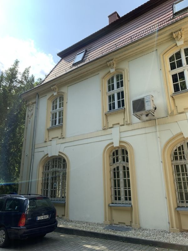 (5) District Court Building. VII Branch Department in Krosno Odrza?skie