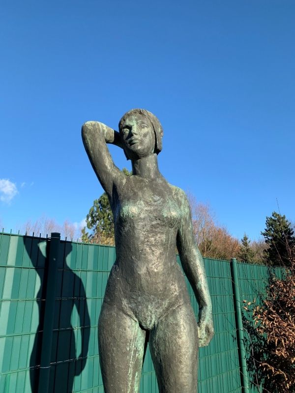 (2) Sculpture (Female) Swimmer (Ger. Schwimmerin)