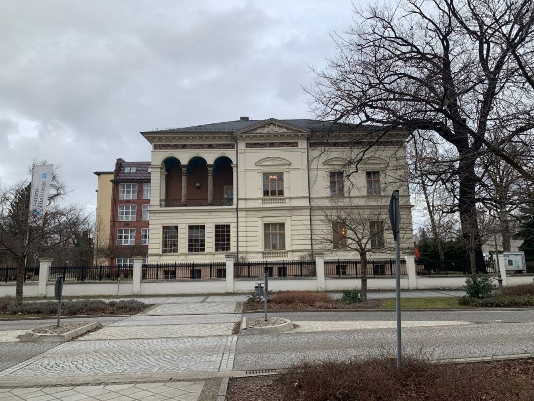 (1) Friedrich's Wilhelm Schmidt villa