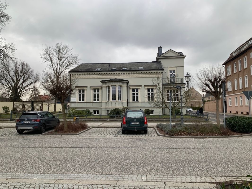 (1) Friedrich's Wilke (today Begegnungszentrum Volkssolidarität Spree-Neiße e.V.) villa